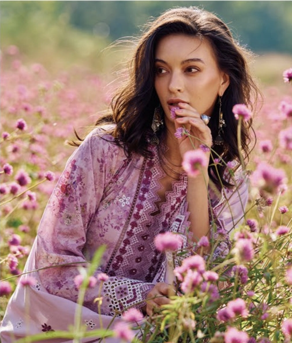 Lina - Song of Petals