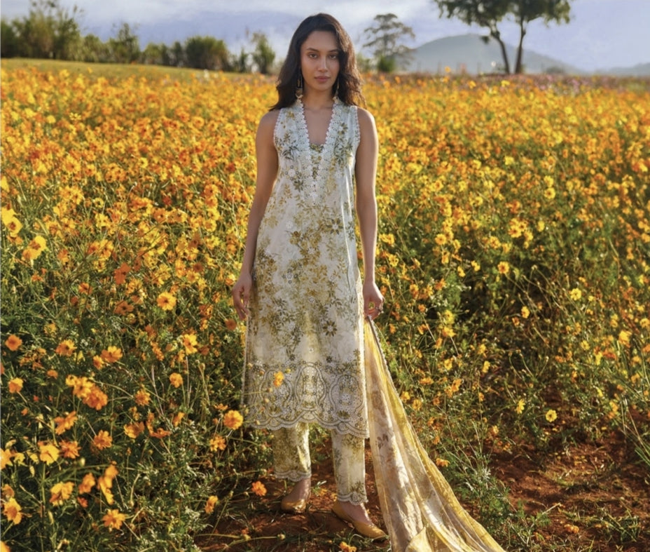 Zehra - The Glow of Golden Blooms