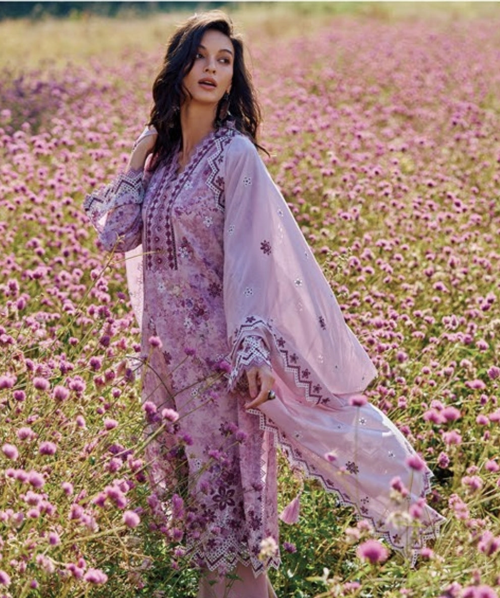 Lina - Song of Petals